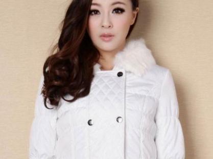 白衣服有油渍太久了怎么洗小妙招,烧烤油渍弄衣服上怎么洗才能干净