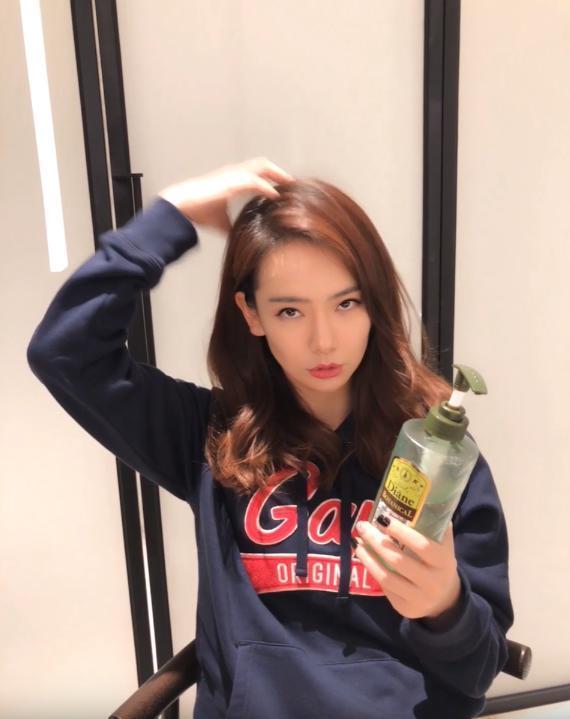 戚薇洗头的正确方法,戚薇洗头片段