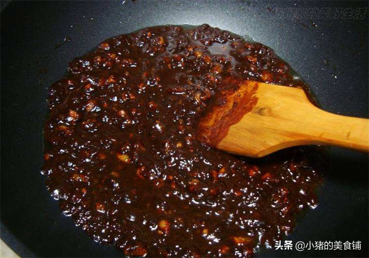 为什么自己做出来的炸酱面有点酸,这才是正宗做炸酱面的正确方法