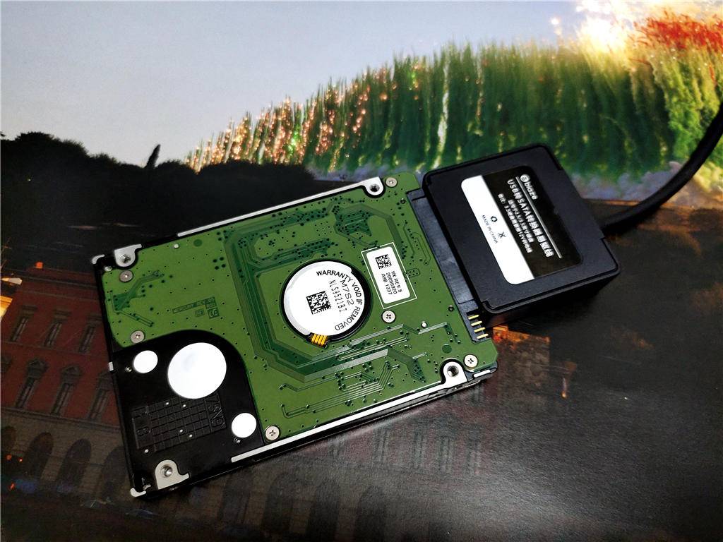 毕亚兹易驱线拆解,毕亚兹和绿联易驱线哪个值得入手