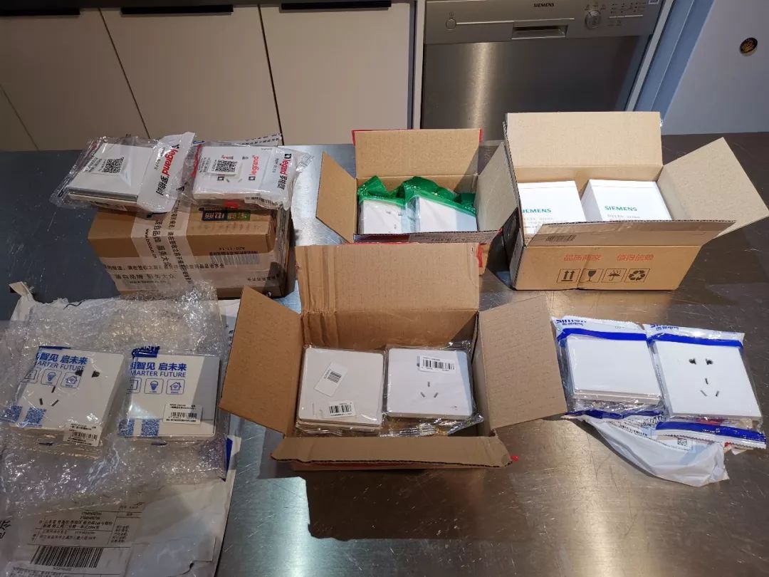 开关插座有边框和无边框的哪个好,国内家用开关插座十大排名