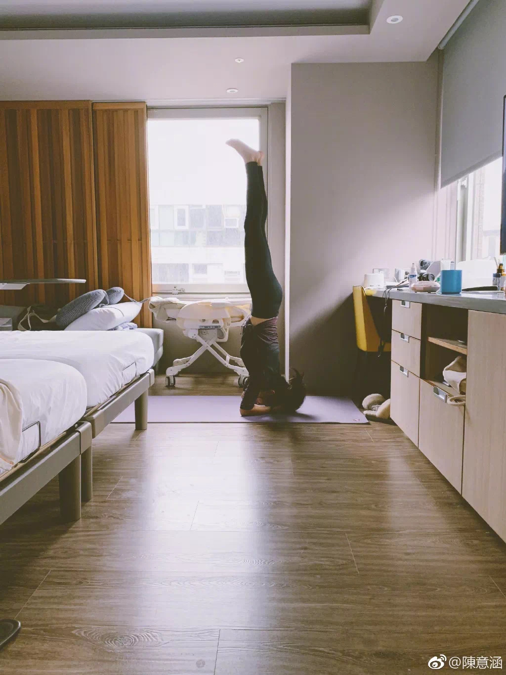 卖三无产品的网红刘虞佳,刘虞佳金秀贤勇气