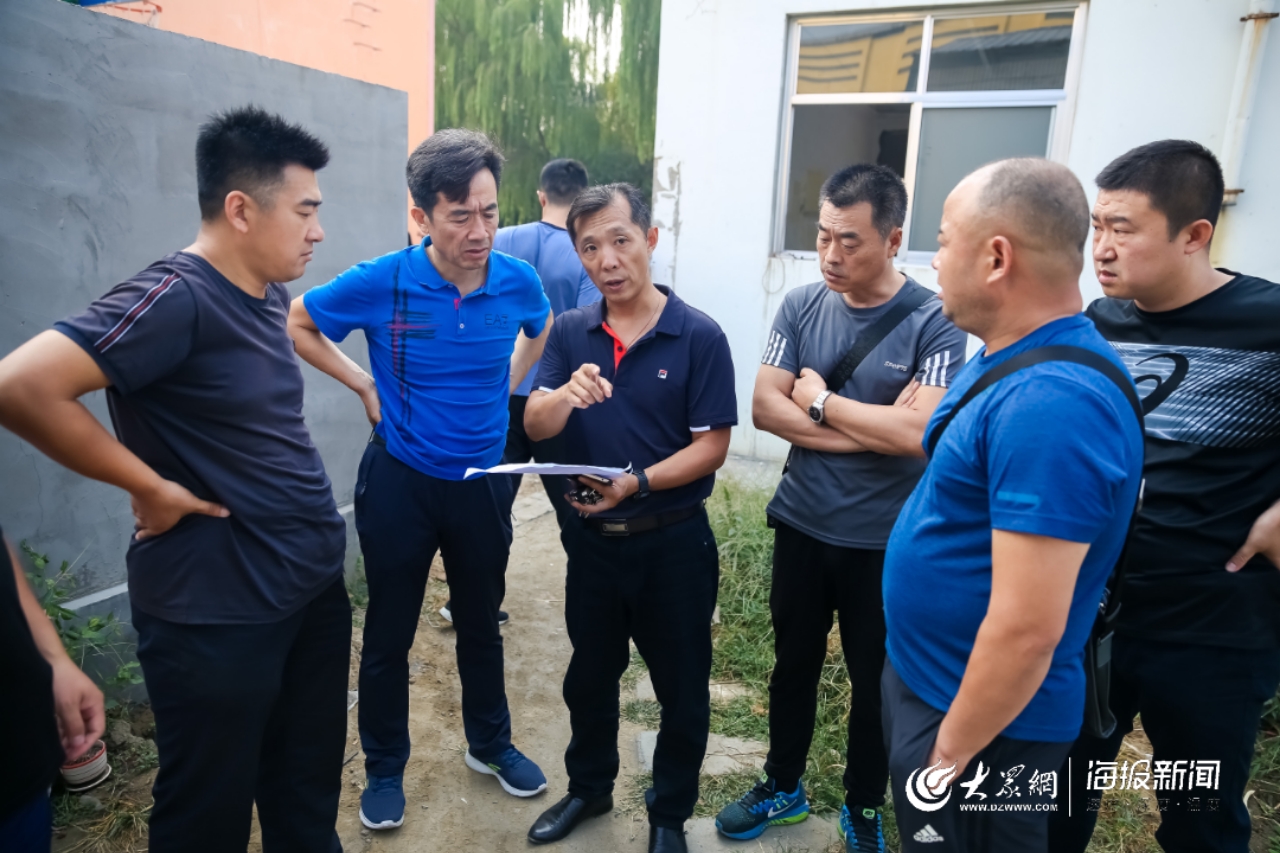 巴宝莉、阿玛尼等大牌都出自平度？假的！平度公安一举捣毁售假窝点