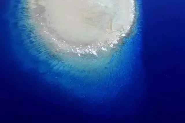 杨颖黎族海岛素颜照,海岛素颜照