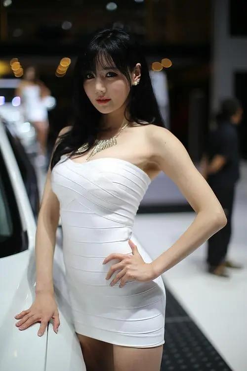 日韩高颜值车模照片,日韩十佳车模视频