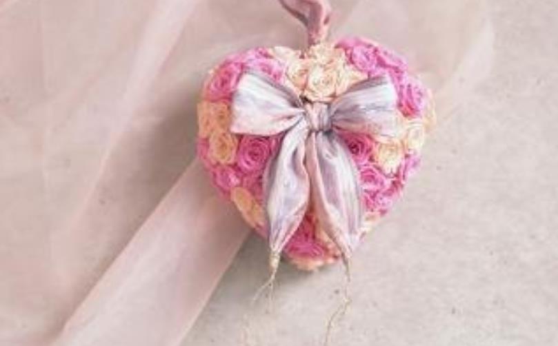 女人只会在她爱的人面前掉眼泪,女人会不会在不爱他的人面前哭