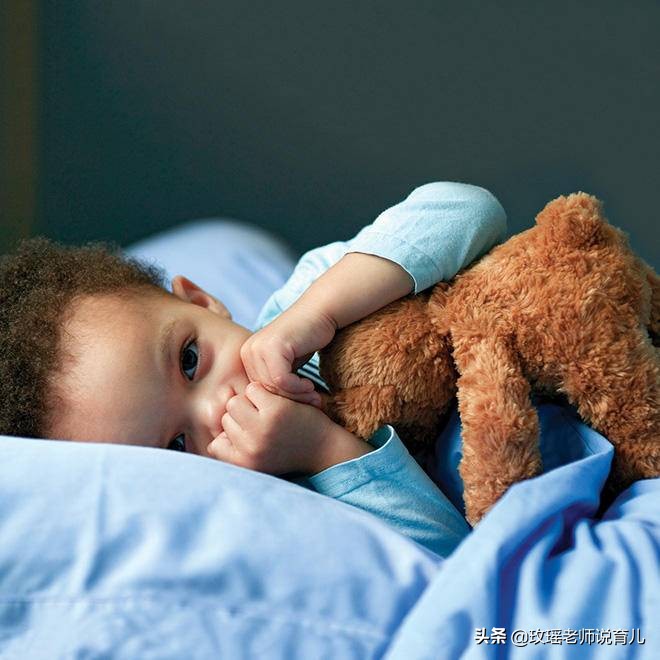 丢不掉的毯子和安抚物,孩子是有“恋物癖”吗?
