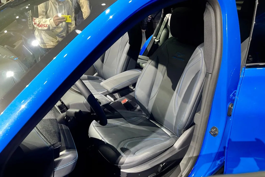 北京车展2020福特mustangmach-e,福特mustang2.3t新车裸车25万