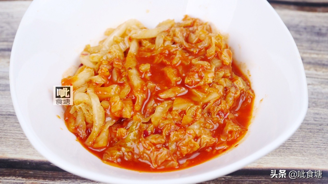 天热了吃点正宗的朝鲜冷面,夏季吃朝鲜冷面