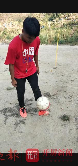 18岁进国足打进世界杯,云南小伙苦练篮球球技