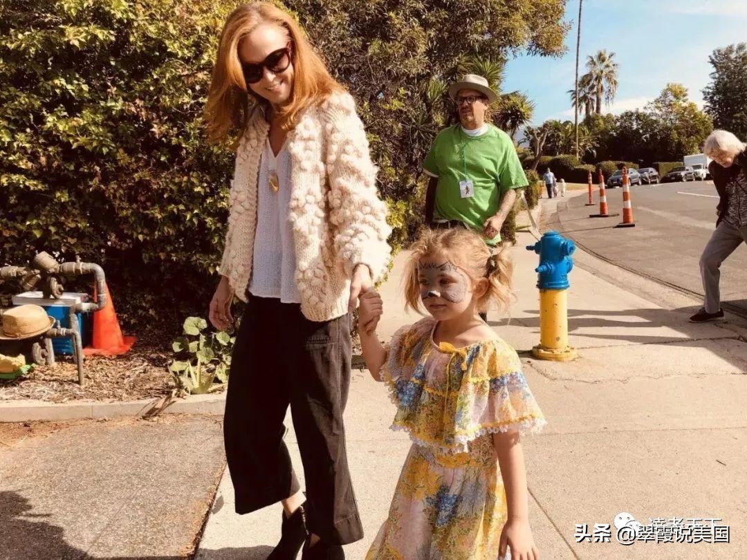 翠霞带你看看洛杉矶的精灵集市