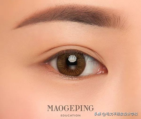 手把手教你画眼妆逆天化妆术,眼妆这样画不要整形也能逆袭