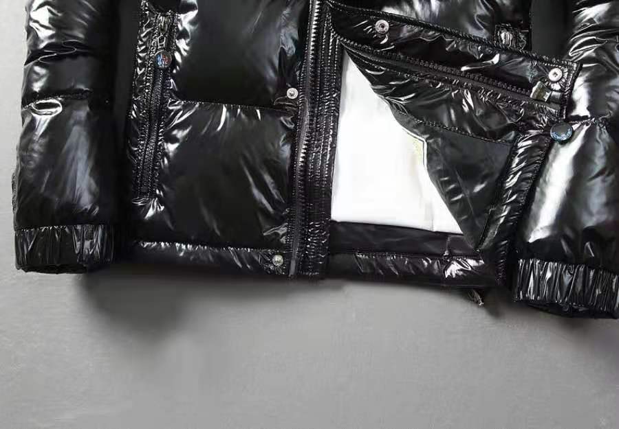 顶级复刻羽绒服,蒙口羽绒服高仿