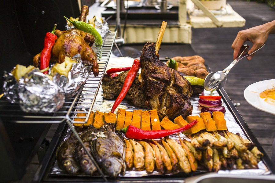 三亚银泰阳光度假酒店附近美食,三亚美食攻略大东海