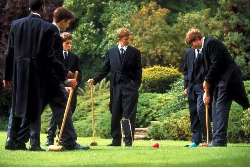 美国精英阶层最认可的大学排名,美国排名50-100名大学值得读吗