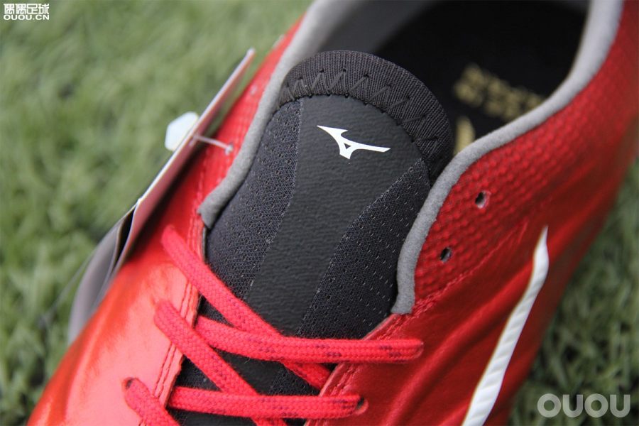 rebula足球鞋测评,日产足球鞋测评