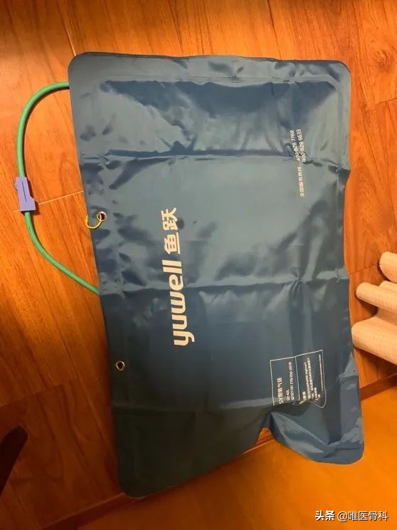 鑲虹値涓嬬殑姝︽眽琛楀ご,鑲虹値涓嬬殑姝︽眽鍖椾含