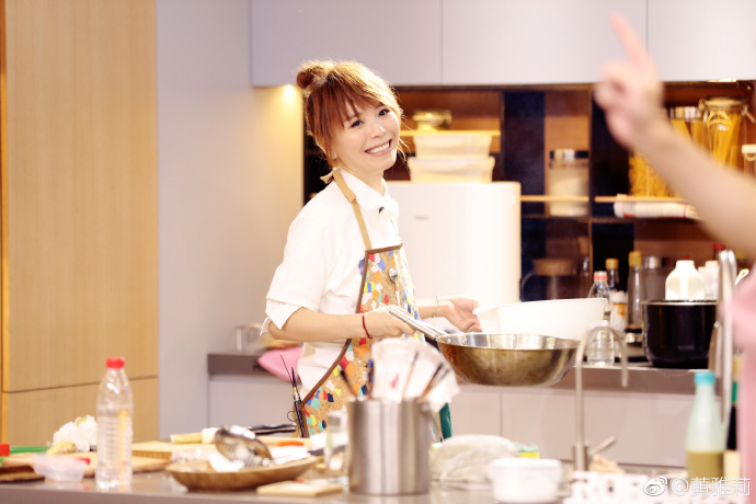 没有逆袭，不是爽文女主，31岁黄雅莉的人生就输了？