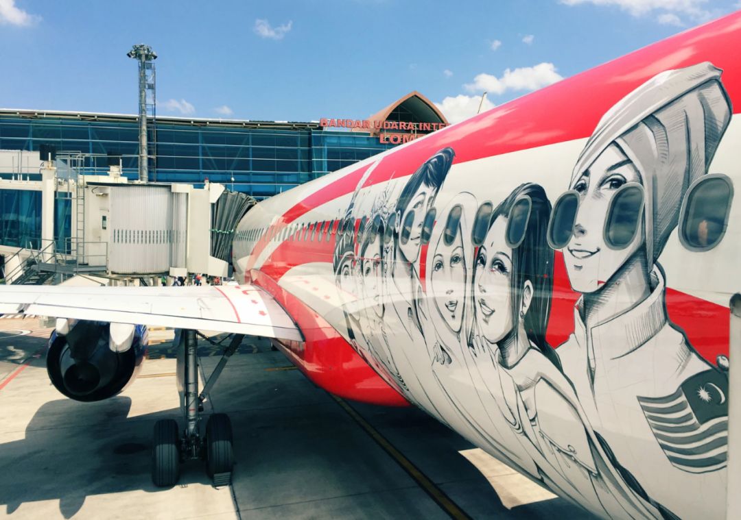 如何才能抢到亚航大促或促销机,亚航大促机票怎么买