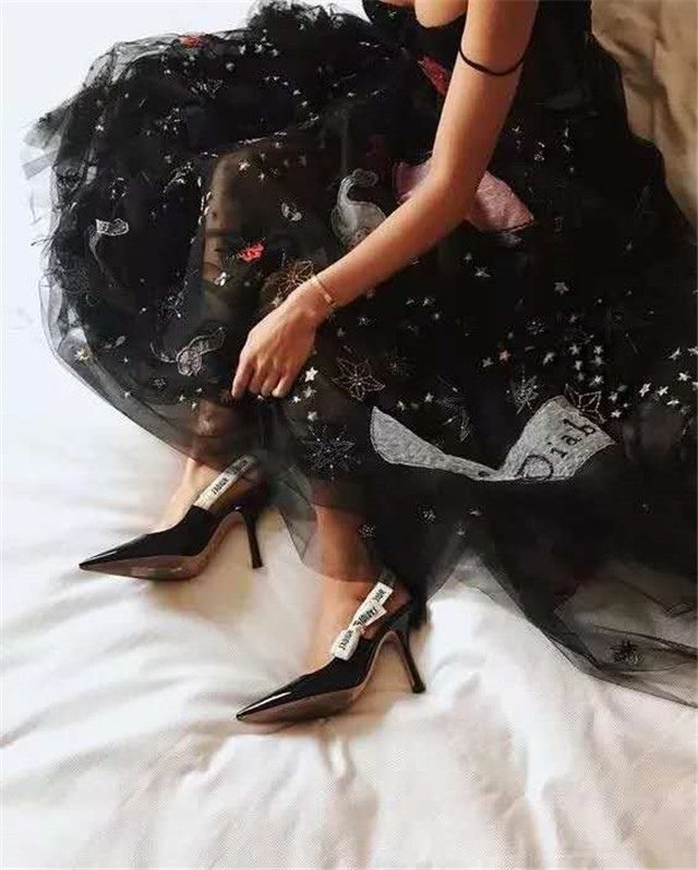 哪些轻奢品牌的鞋子值得推荐,最值得入手的奢侈品潮鞋