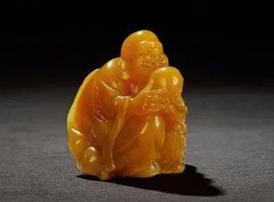 揭开田黄石神秘的面纱,走进田黄石的神秘面纱