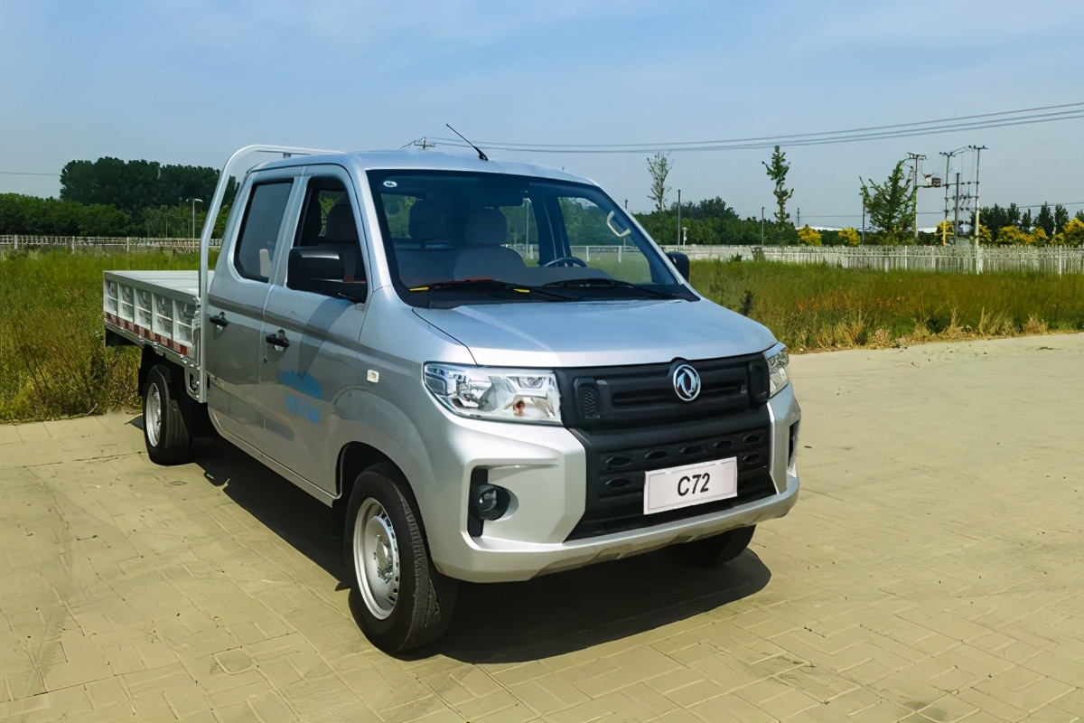 实拍东风小康C71/C72，这款车究竟“超牛”在哪里｜卡车之友网
