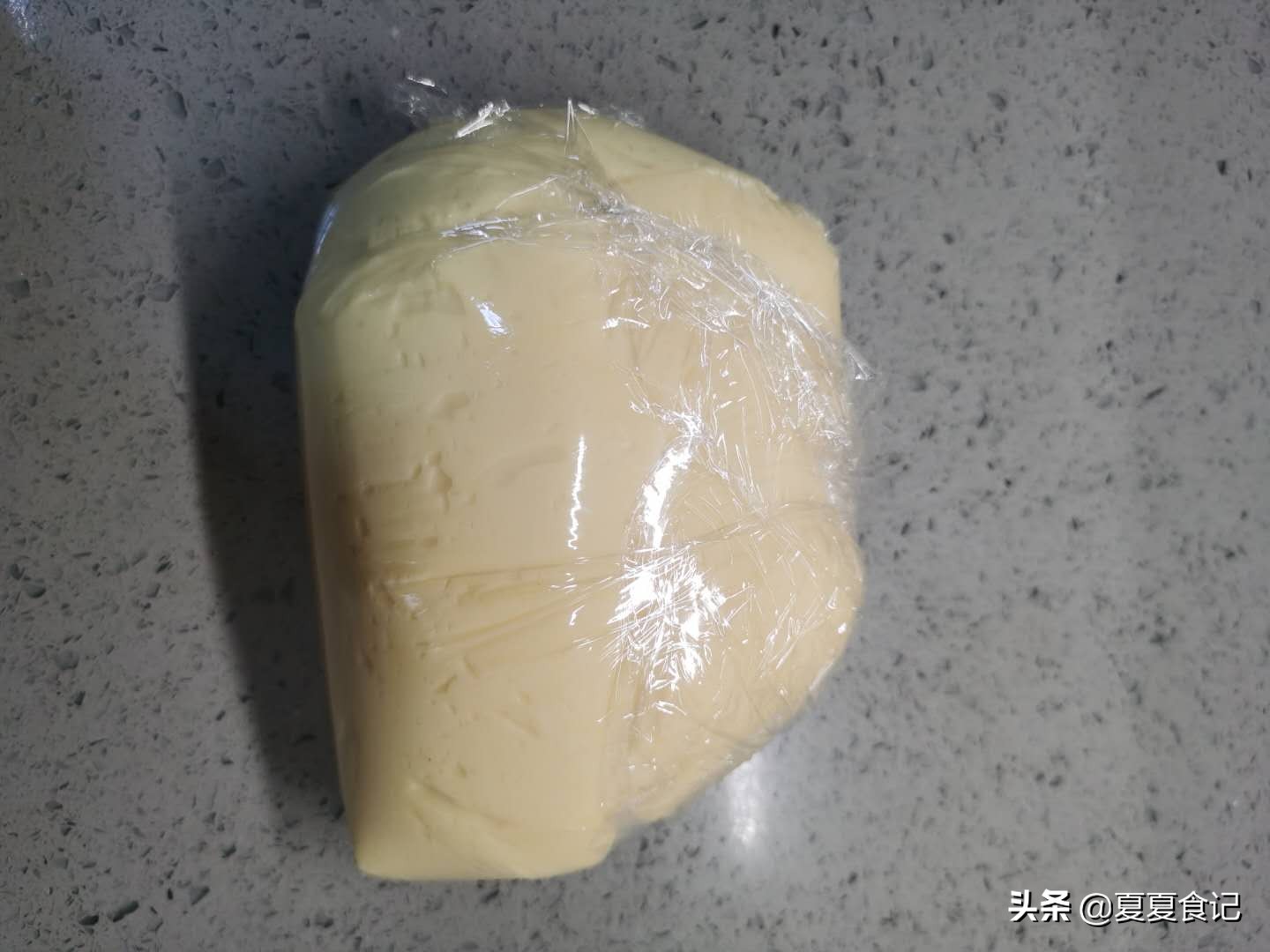 炸好的油条如何保持松软,在家炸油条怎样使油条更蓬松