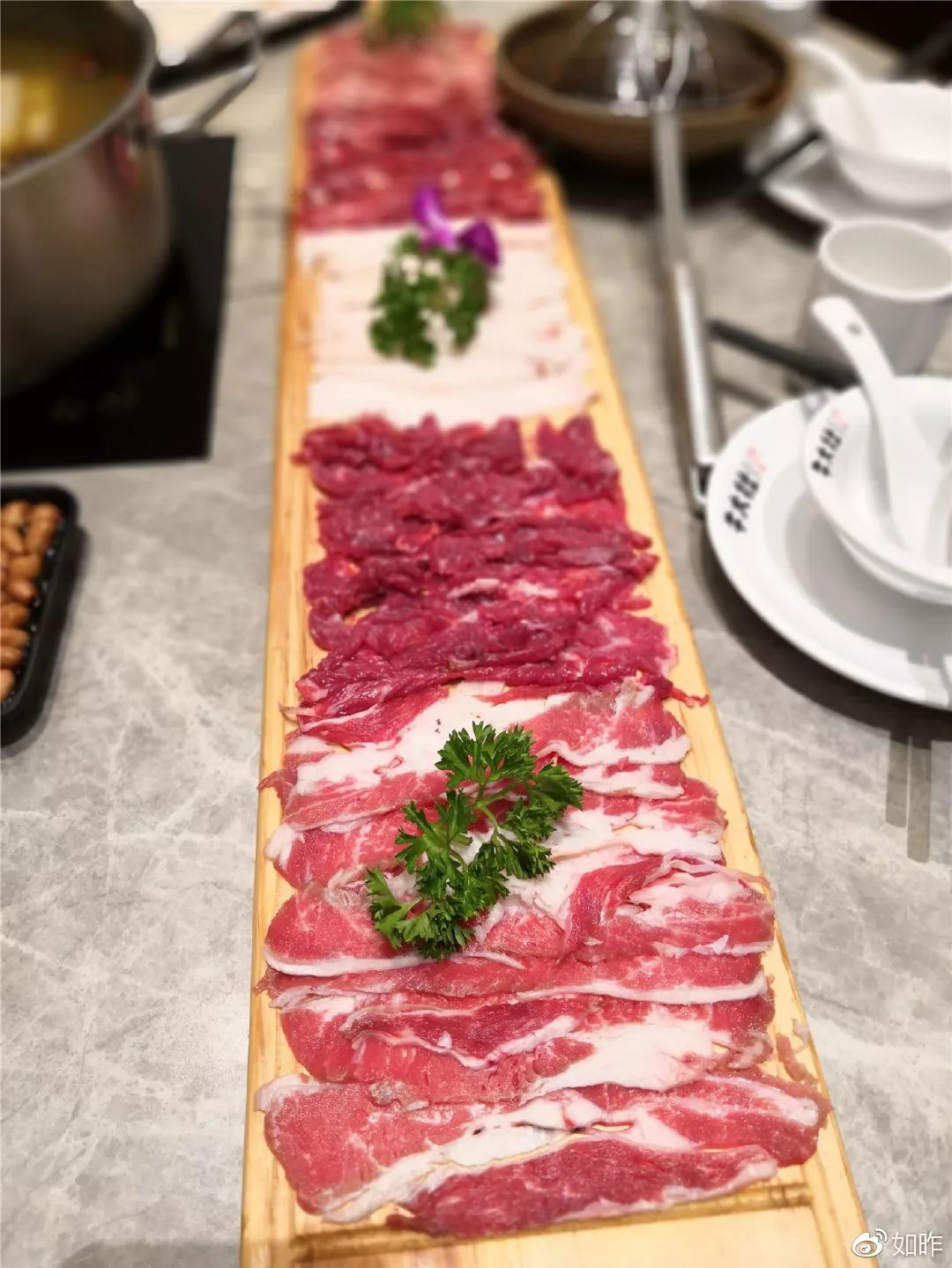 美食大咖私房菜,精选美食推荐让你的味蕾享受盛宴