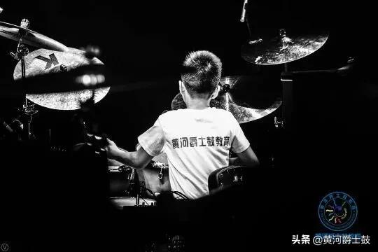 黄河小鼓手世界鼓王DennisChambers巡演山西站助演嘉宾-崔泽瀚