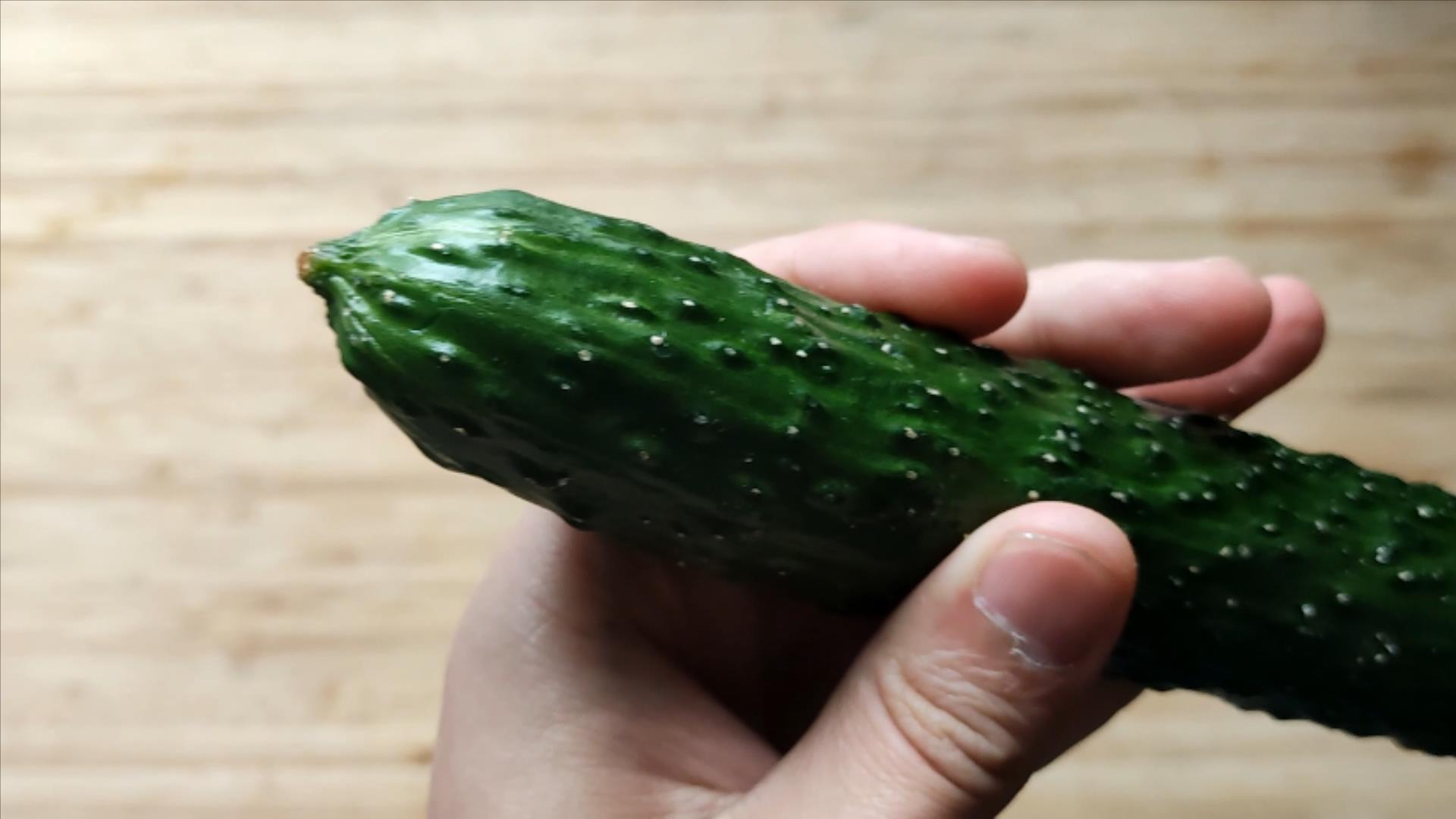 黄瓜打没打药,黄瓜打激素位置图解