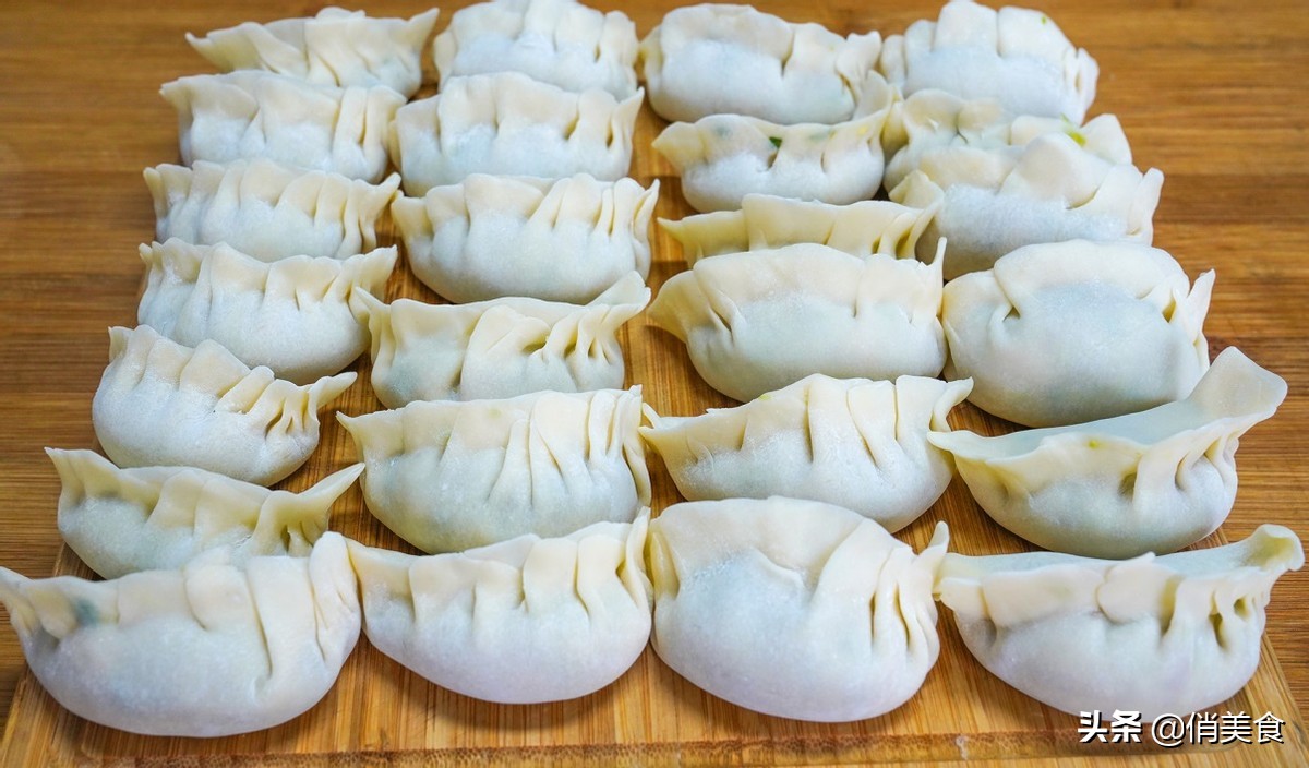 秋天吃白萝卜韭菜饺子,立秋以后吃饺子吃什么馅儿的好