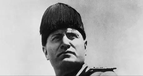 建立第一个法西斯政权，引导意大利参加二战，还是希特勒的偶像？