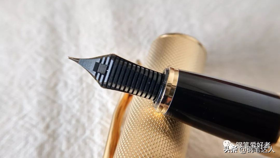 高士金尖钢笔,美国总统的钢笔是什么笔
