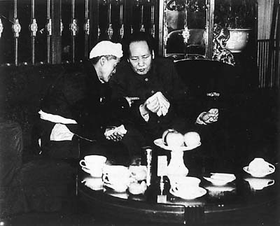 少年毛主席读三国:原来《三国演义》和《三国志》不是一本书啊