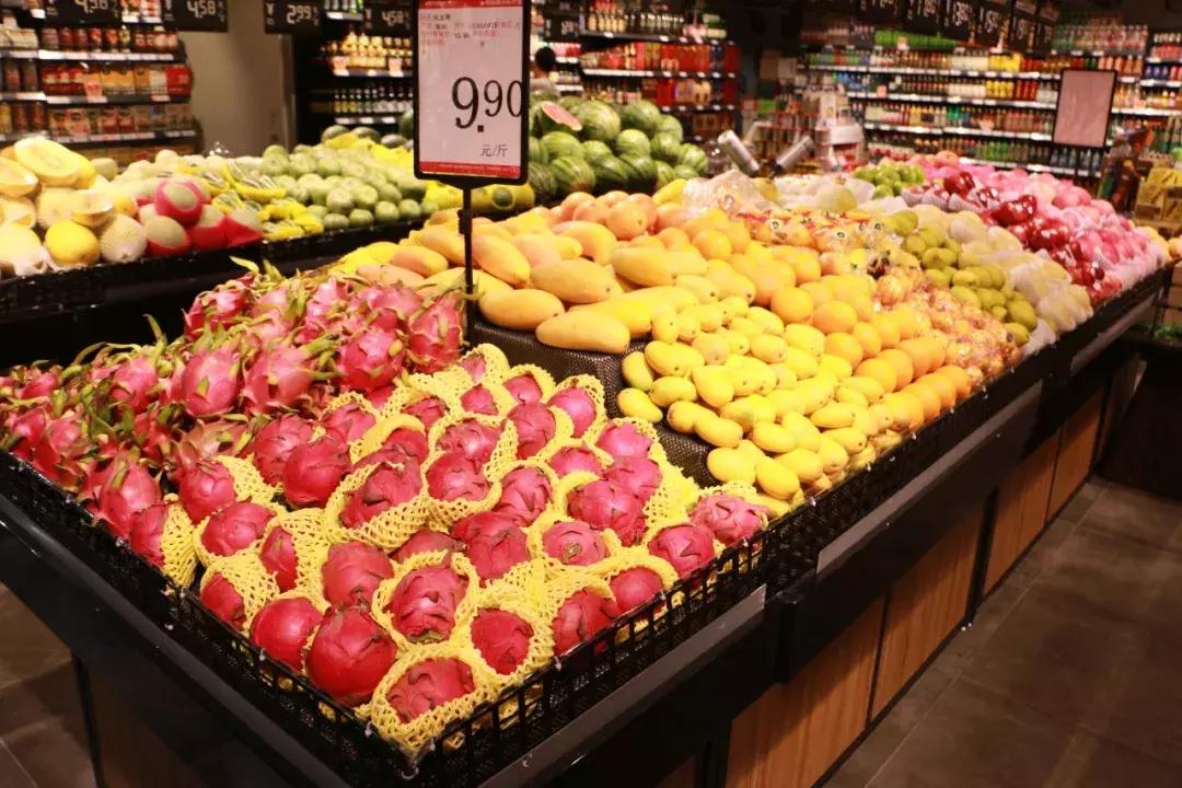 一组超市生鲜区陈列图片,超市物品陈列图片