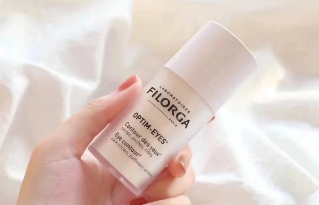 兰蔻哪款眼霜淡化细纹40岁,兰蔻的眼霜适合什么年龄比较好用