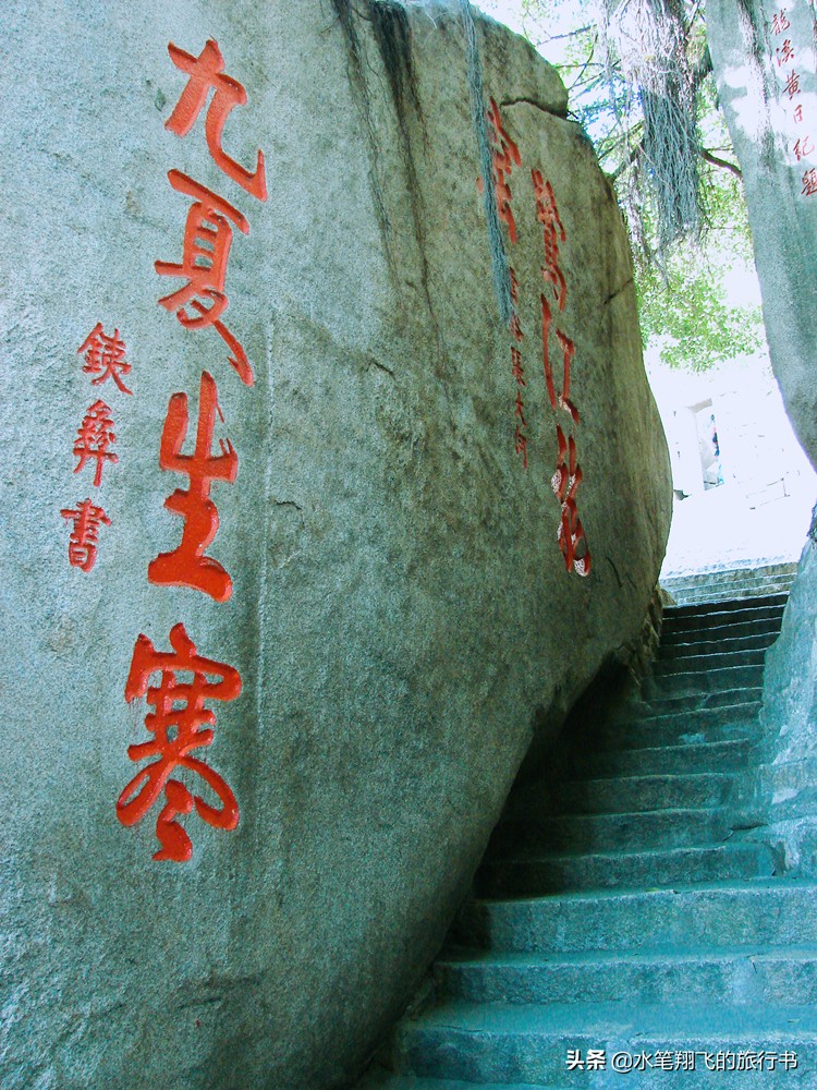 厦门有这样一个地方｜小和尚的邻居是大学生，古朴与摩登并存