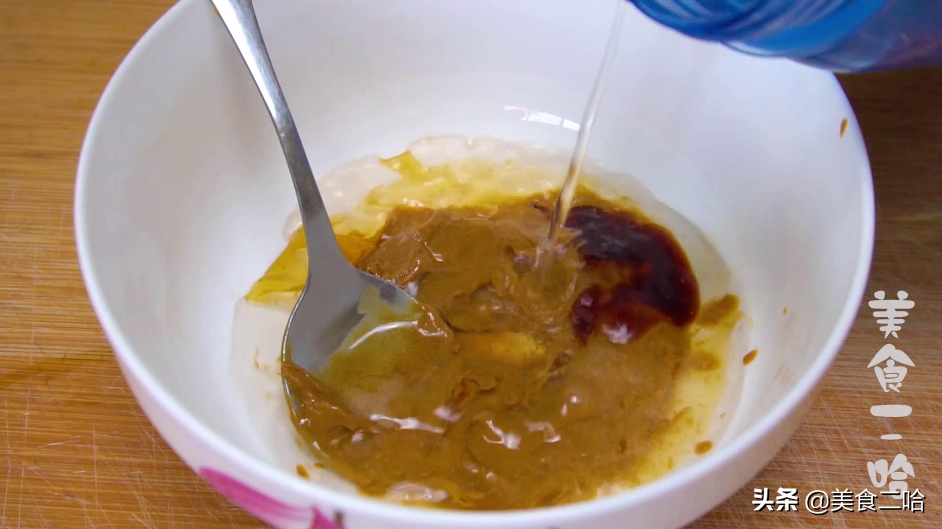 麻辣烫怎么做好吃麻辣底料配方,超好吃麻辣鲜香麻辣烫