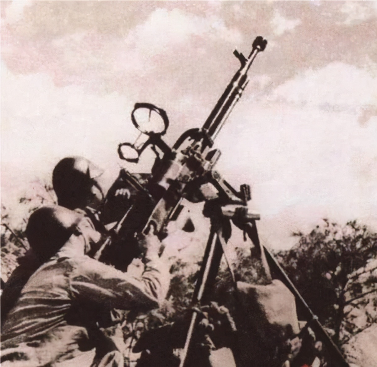 抗美援朝中我国工兵的杰作：炸不断的“隐形桥”，弄得美军懵圈