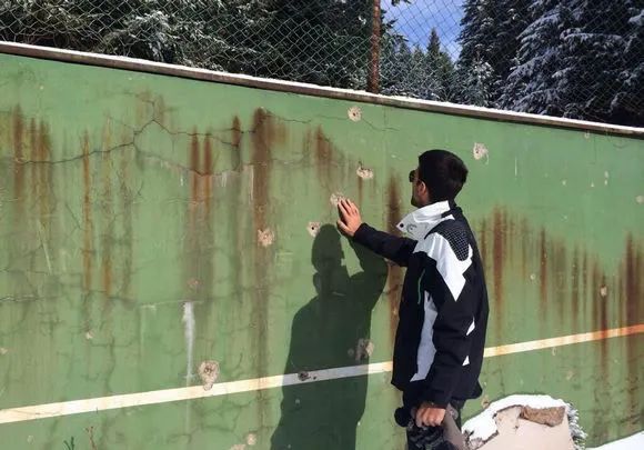 德约科维奇成为草地王者的原因,德约科维奇时隔三年亮相日场比赛