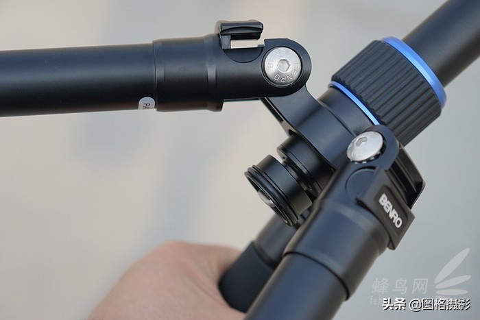 高性价比便携脚架百诺PA19AK套装试用