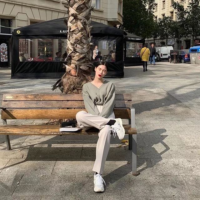 奶奶衫直筒裤搭配图,奶奶衫最洋气的搭配