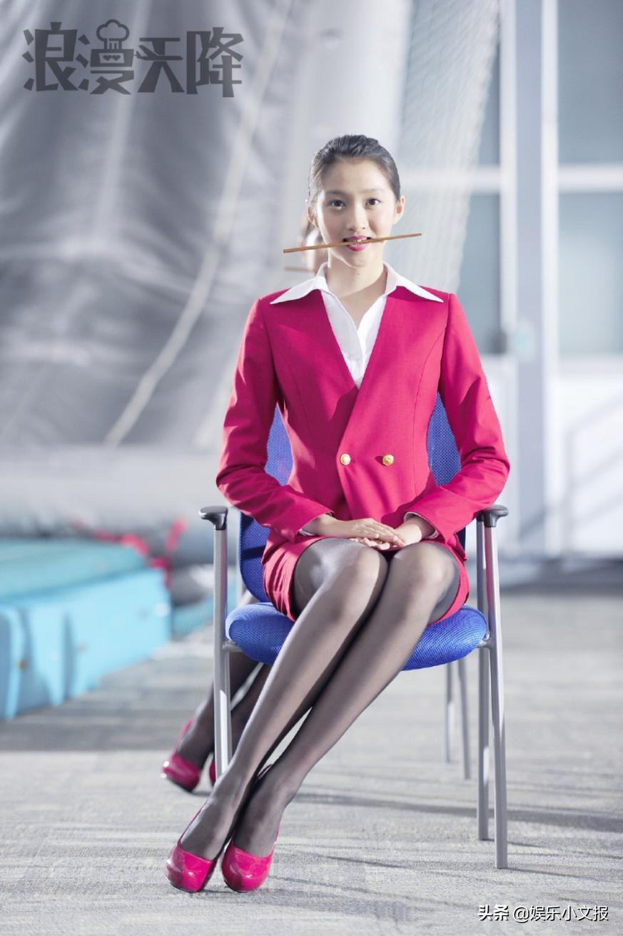 当红女星空姐制服诱惑，你认为哪一位更撩人？