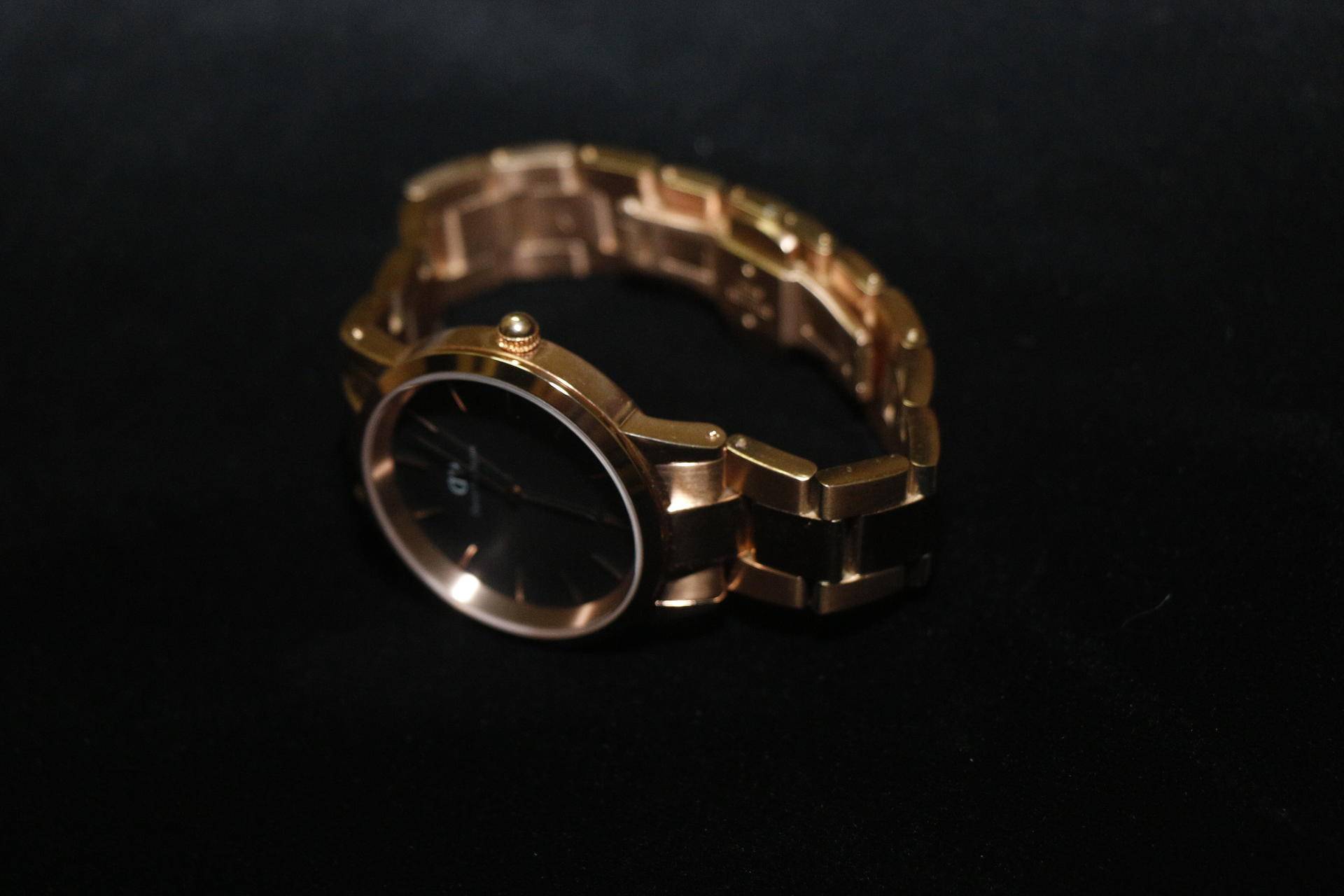 富婆送了10080万的手表,富婆送帅哥手表