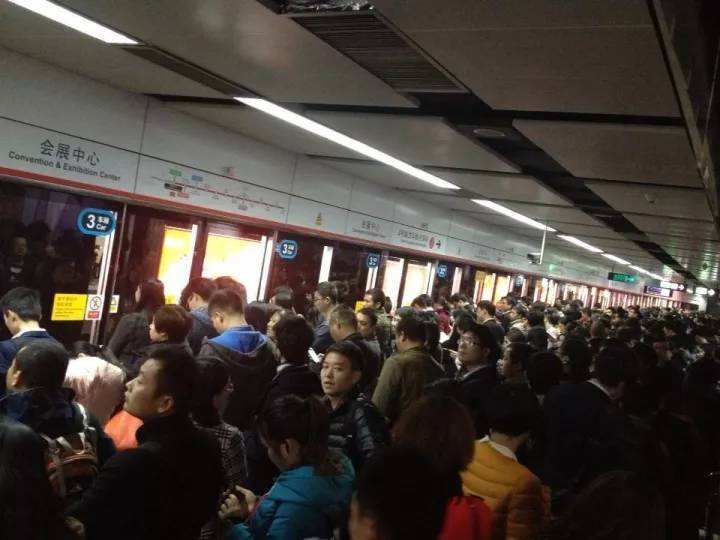 宝宝胃胀气都有哪些表现,孩子什么情况下才会肠胀气