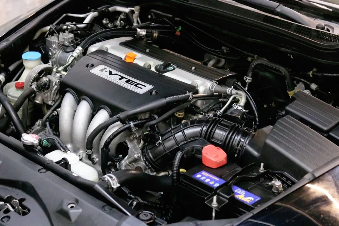 怪兽翻新车,怪兽修车翻新艾力绅