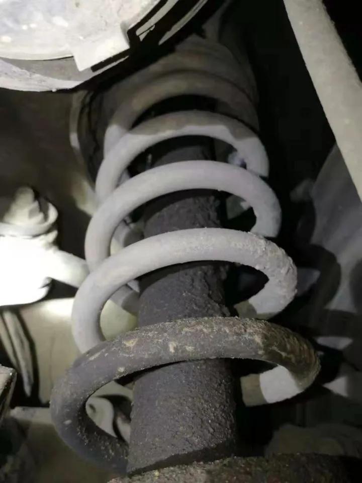 10年的丰田锐志二手车价格多少钱,12年丰田锐志的优点和缺点