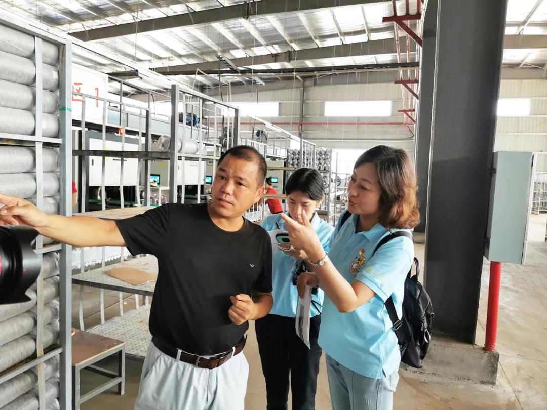 小香菇撑起团风县的“致富伞”