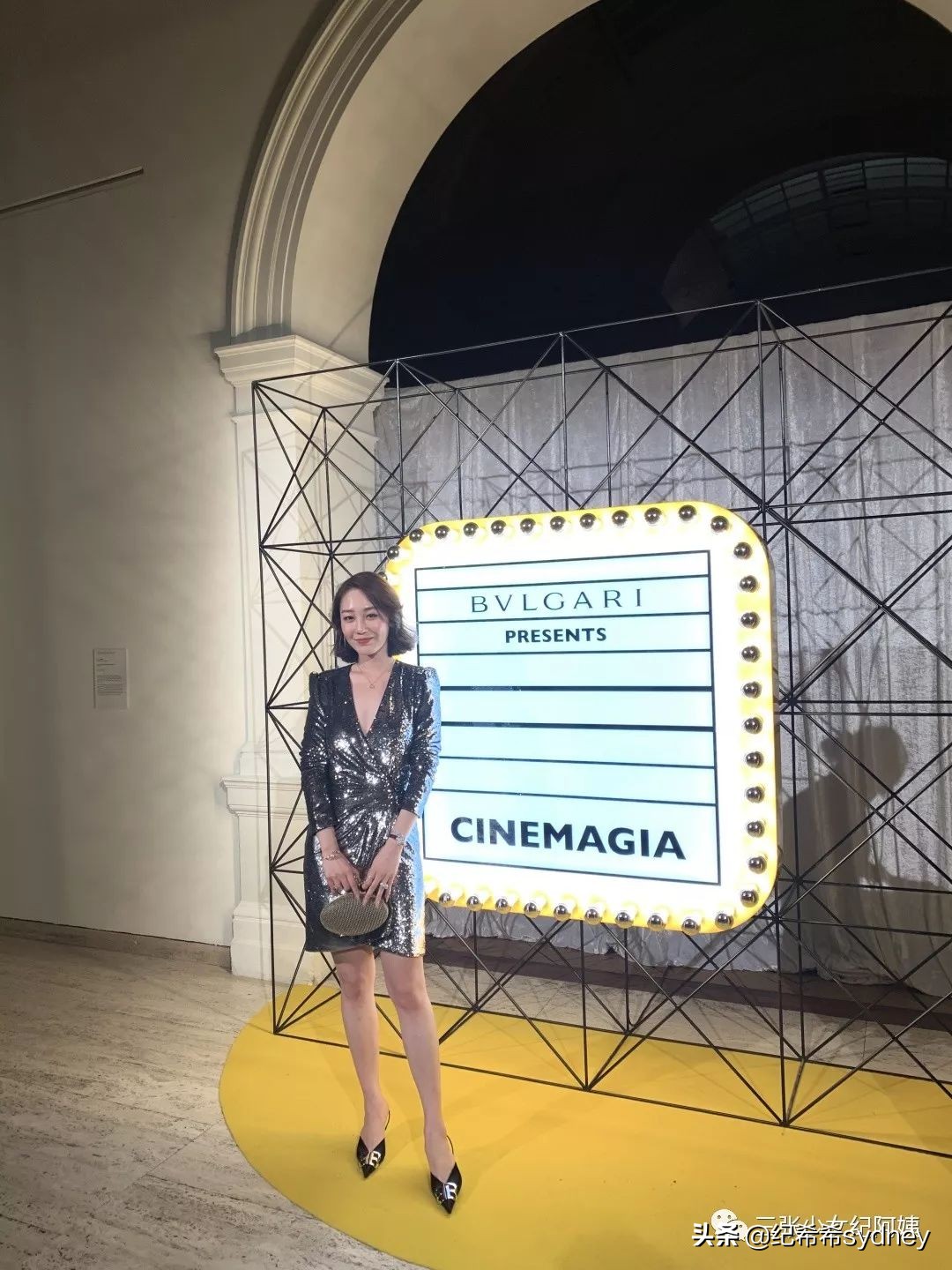 party穿什么风格衣服,年底party礼服