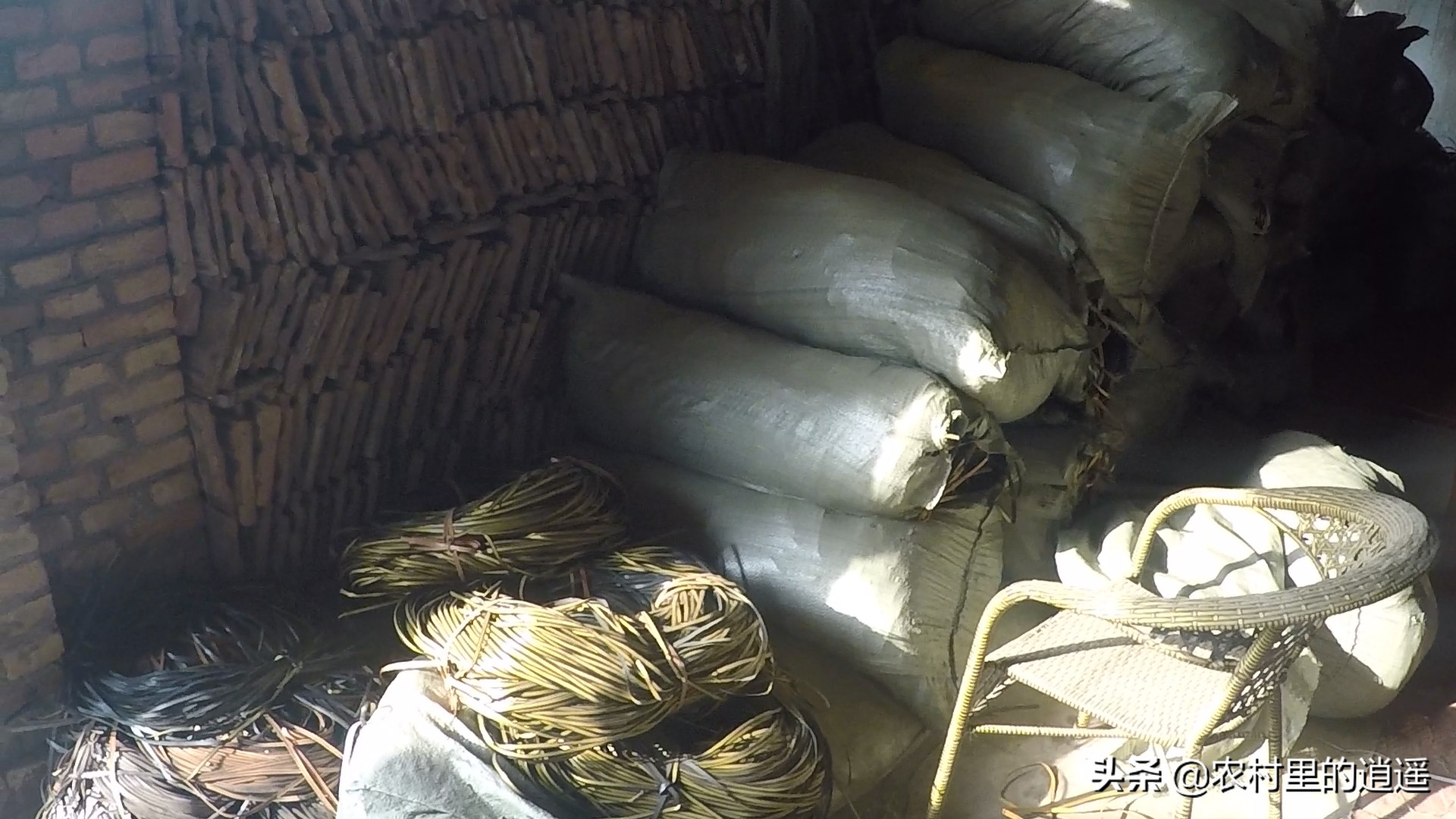 手工活编藤椅挣钱吗,适合老人在家赚钱手工活